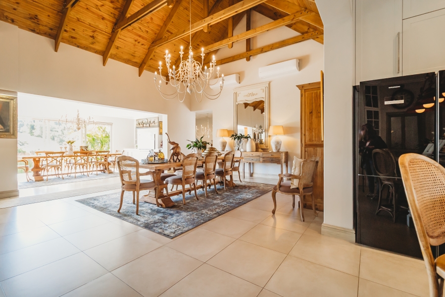 3 Bedroom Property for Sale in Kraaibosch Manor Western Cape